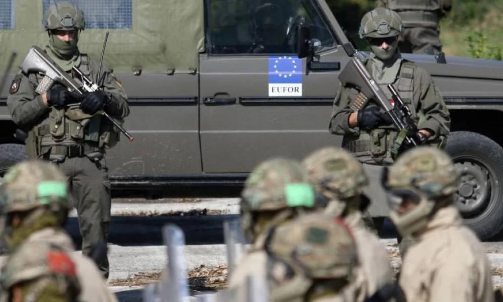 Σημείο πολεμικής σύγκρουσης η Βοσνία για τις ΗΠΑ-Οι ένοπλες δυνάμεις του Κοσσόβου θα εξοπλιστούν από ΗΠΑ και Τουρκία